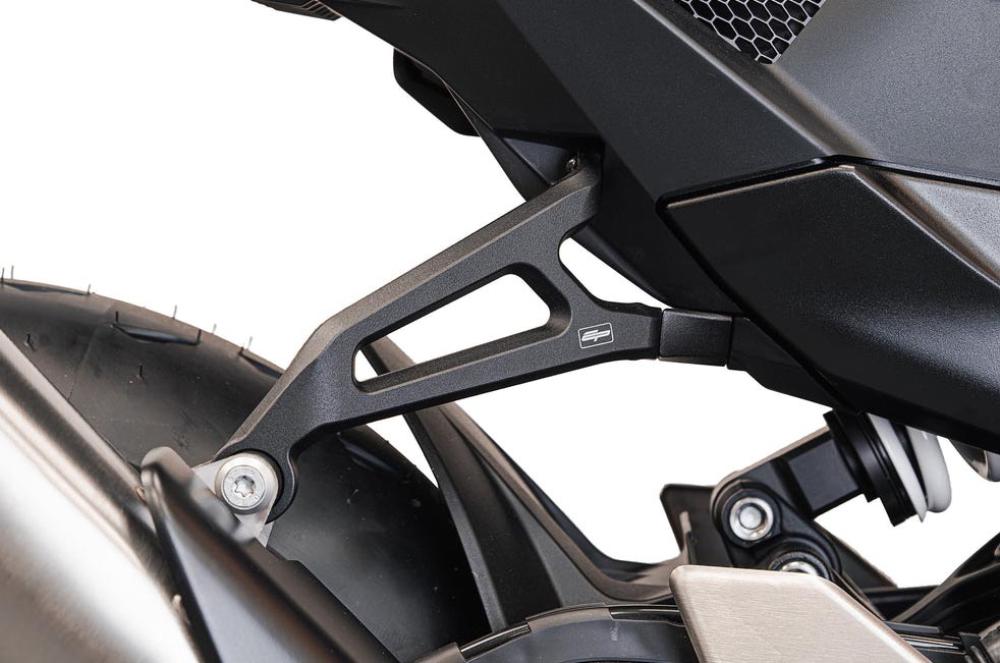 KTM 990 RC R Auspuffhalter von Evotech Performance